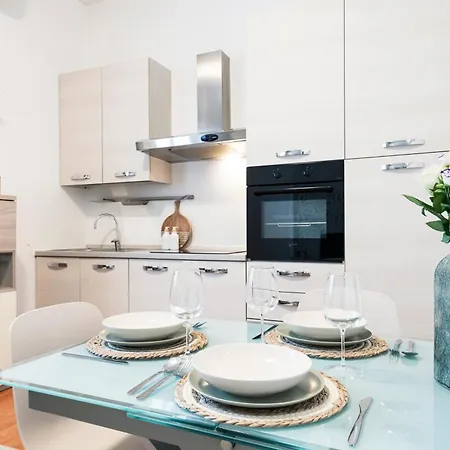 Cozy In Piazza 5 Giornate By Easylife * Milano