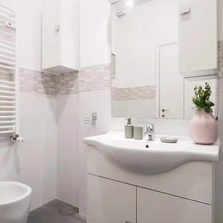 Appartamento Cozy In Piazza 5 Giornate By Easylife