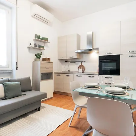 Apartment Cozy In Piazza 5 Giornate By Easylife